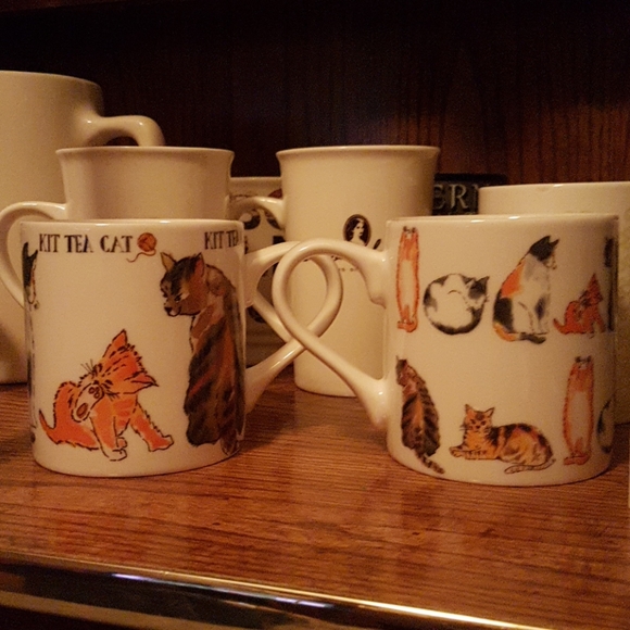 Symphony Cat Mugs - Picture 2 of 4